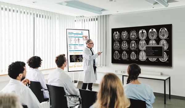 man-hinh-tuong-tac-thong-minh