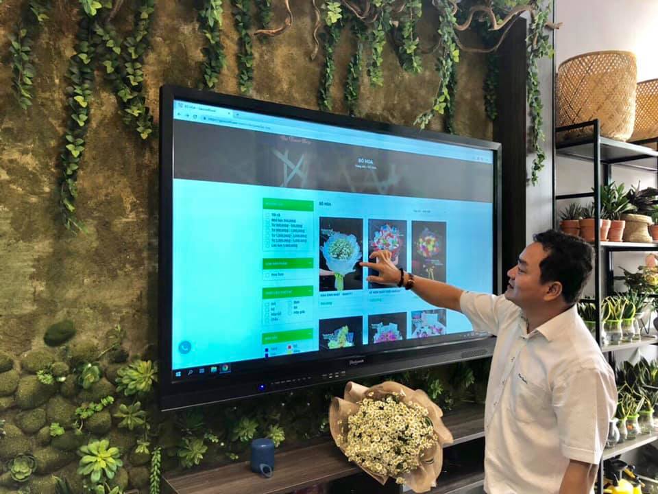 man-hinh-tuong-tac-thong-minh-65-inch-9