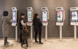 man-hinh-tuong-tac-samsung-trong-linh-vuc-nha-hang