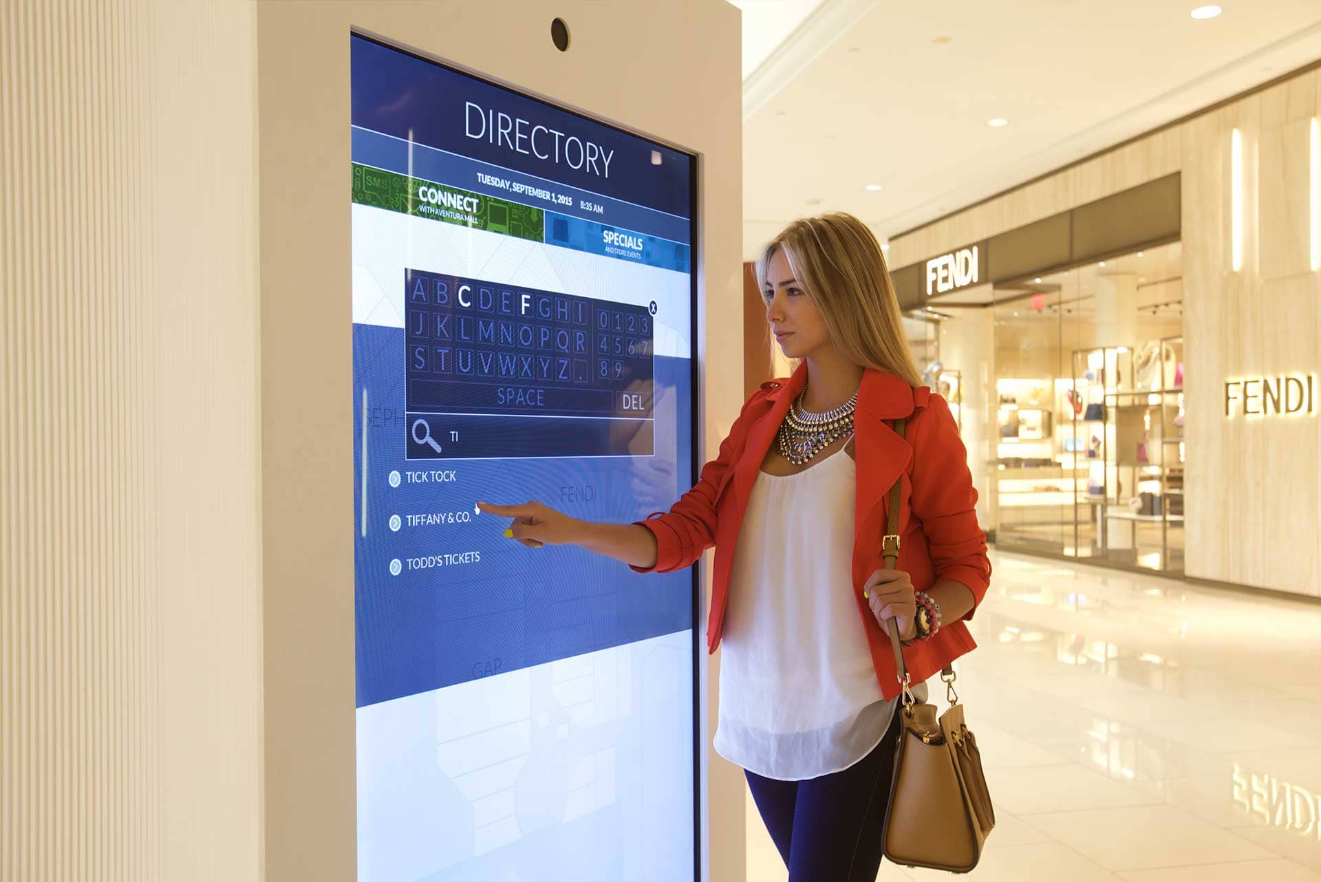 man-hinh-tuong-tac-thong-minh-lg